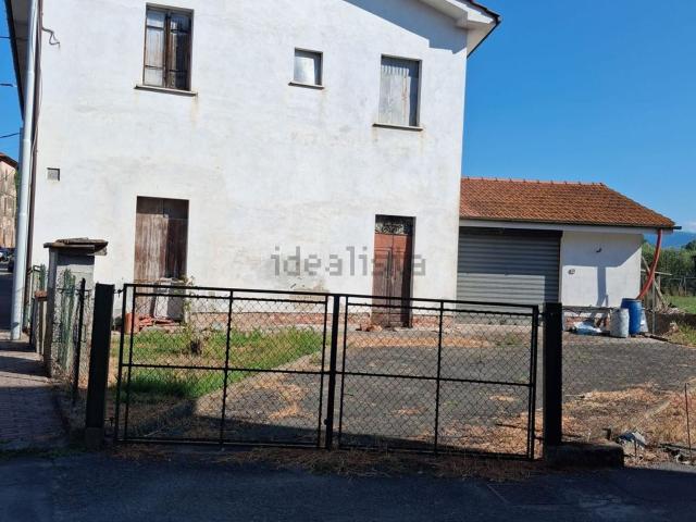Casa in vendita a Ponte Buggianese, Toscana