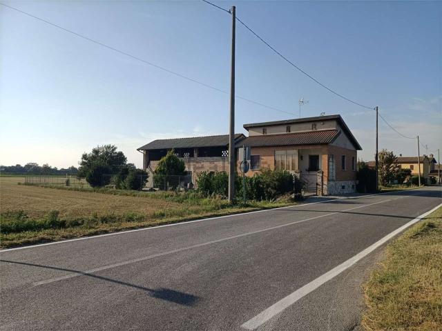 Casa in vendita a Casteggio, Lombardia