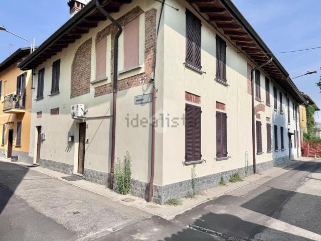 Casa in vendita a Zavanasco, Casarile
