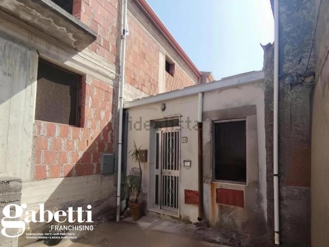 Casa in vendita a San Piero Patti, Sicilia