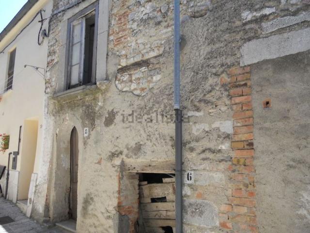 Casa in vendita a Petrella Tifernina, Molise