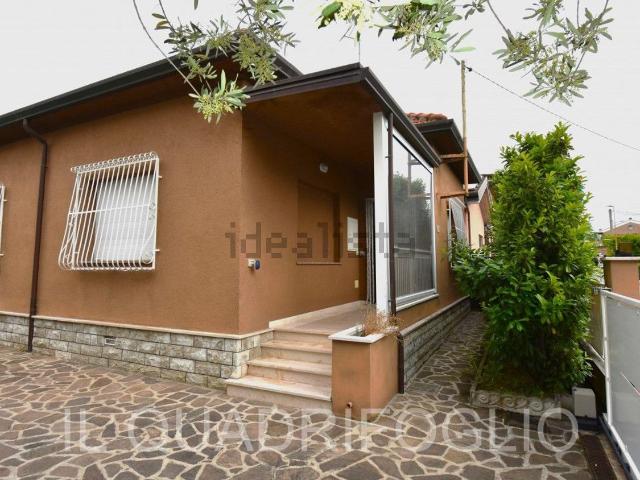 Casa in vendita a Unione dei comuni Valle del Savio, Cesenà