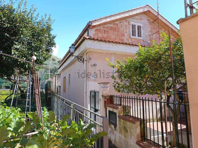 Casa in vendita a Ascea, Campania