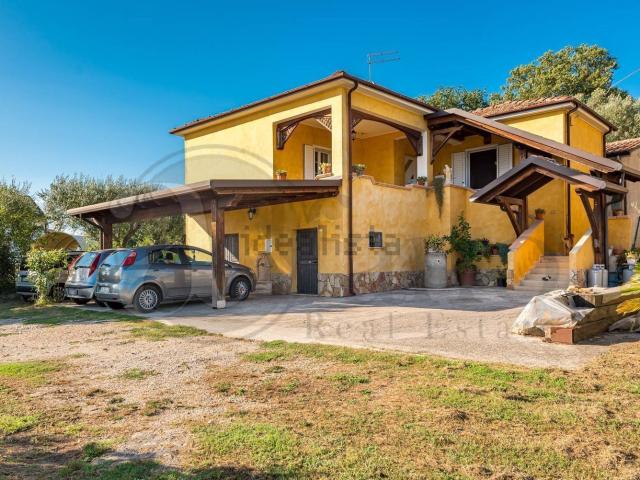 Casa in vendita a Ceprano, Lazio