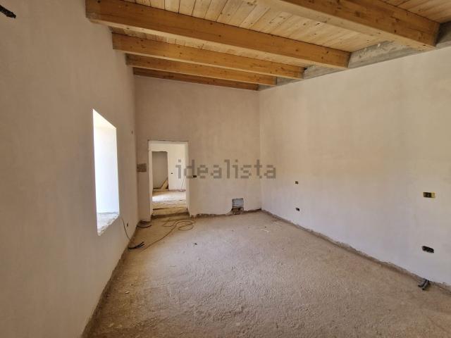 Casa in vendita a Isernia, Molise