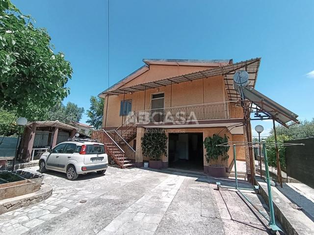 Casa in vendita a Pratolungo, Roma Capitale