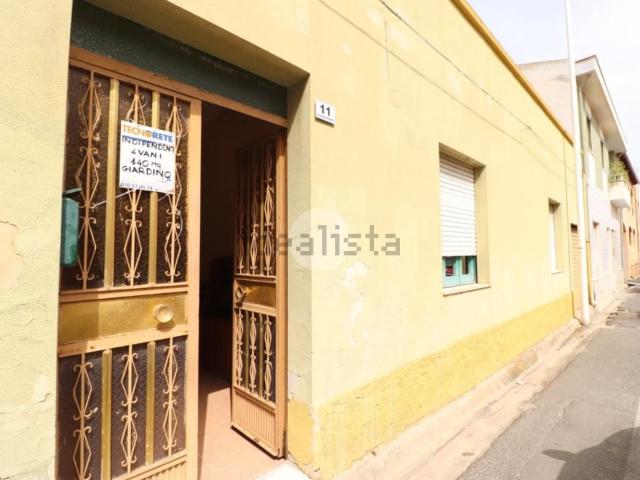 Casa in vendita a Villa Doloretta, Cagliari