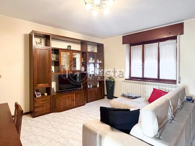 Casa in vendita a Zelo Buon Persico, Lombardia
