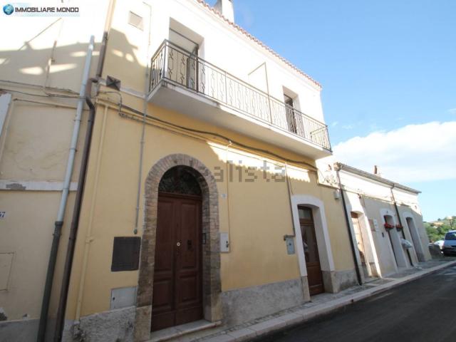 Casa in vendita a Larino, Molise