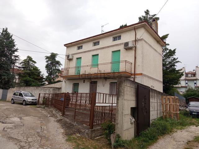 Casa in vendita a Santa Croce, Lanciano