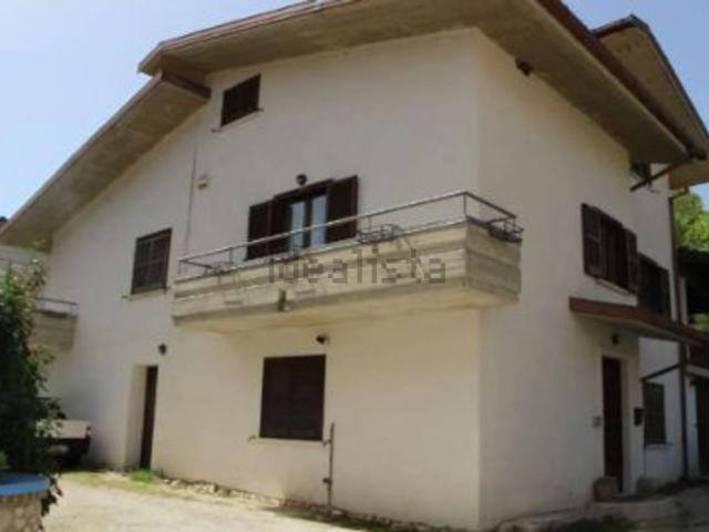 Casa in vendita a Tornimparte, Piè La Costa