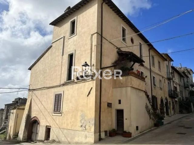 Casa in vendita a Castiglione In Teverina, Lazio