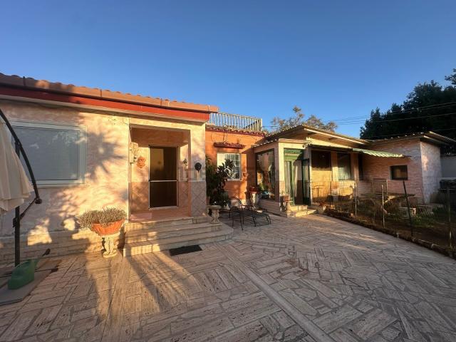 Casa in vendita a Colle Romito, Roma Capitale