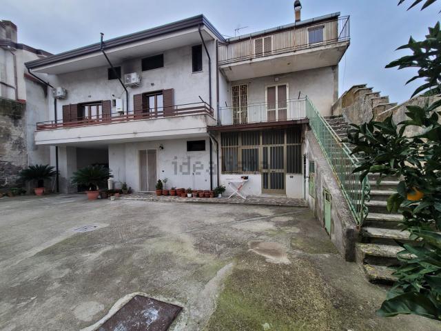 Casa in vendita a Caserta, Campania