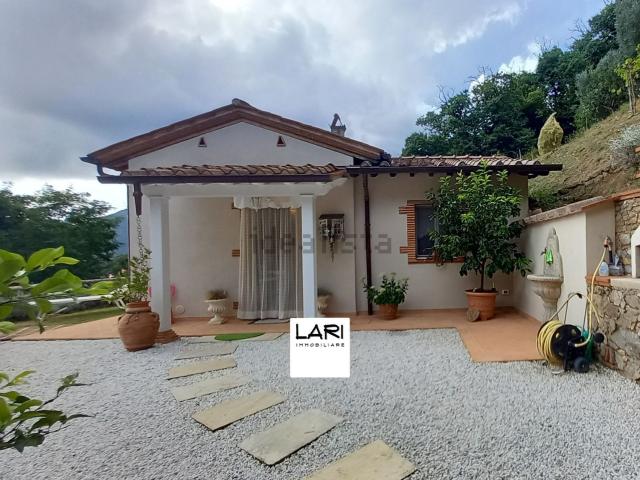 Casa in vendita a Lombrici, Camaiore