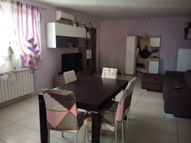 Casa in vendita a Sant'angelo A Cupolo, Campania