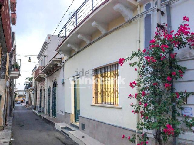 Casa in vendita a Riposto, Sicilia
