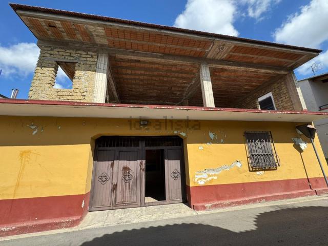 Casa in vendita a Casapesenna, Campania