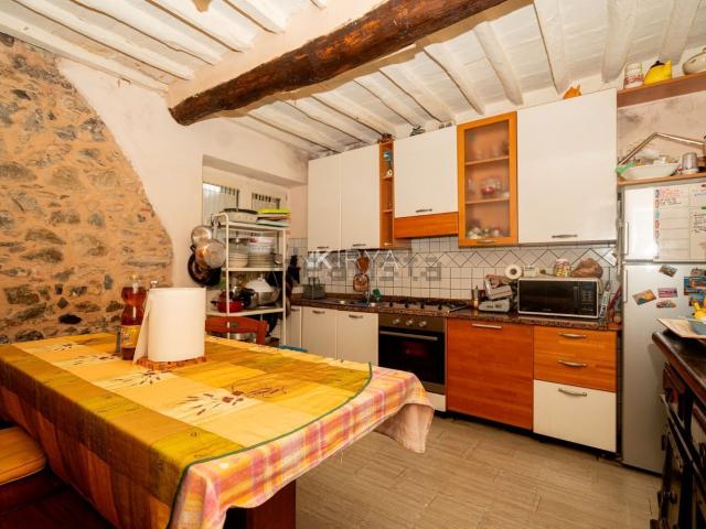 Casa in vendita a Camaiore, Toscana