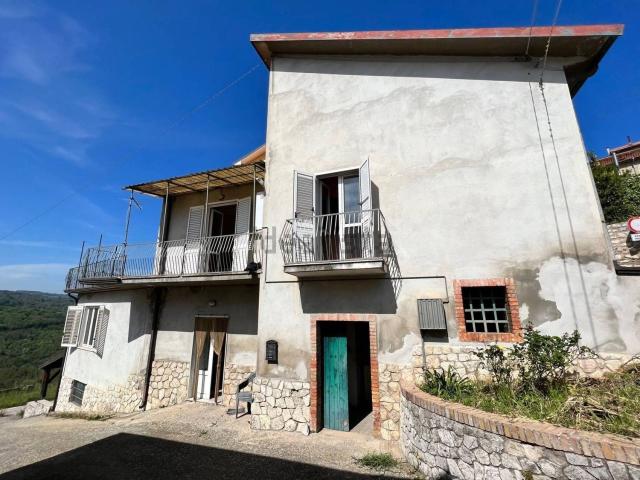 Casa in vendita a Taurasi, Campania