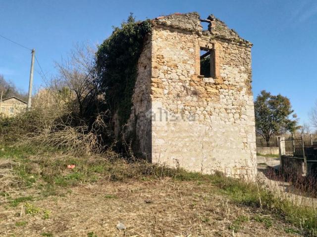 Casa in vendita a Pignataro Interamna, Lazio