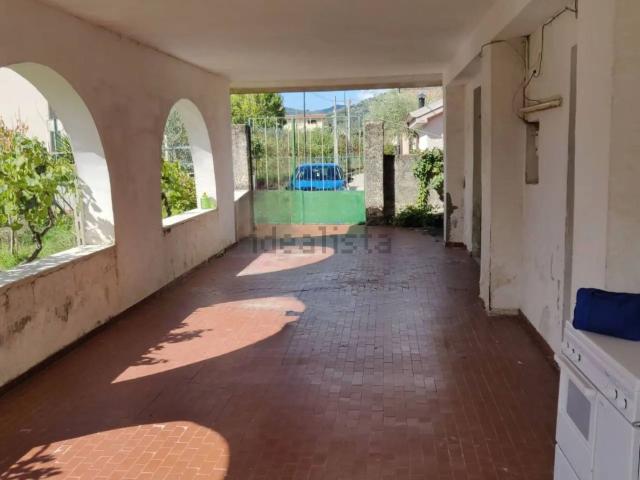 Casa in vendita a Castelnuovo Cilento, Campania