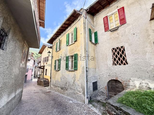 Casa in vendita a San Vincenzo, Gera Lario