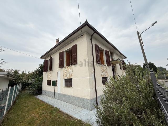 Casa in vendita a Pozzolo Formigaro, Alessandria