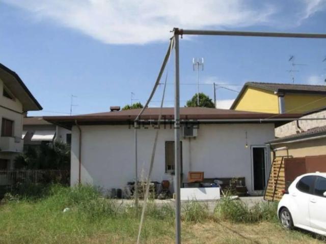Casa in vendita a Sustinenza, Casaleone
