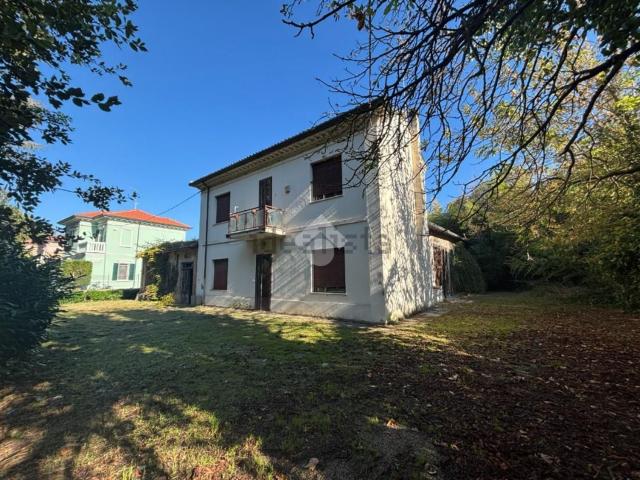 Casa in vendita a Ravenna, Reggio Emilia