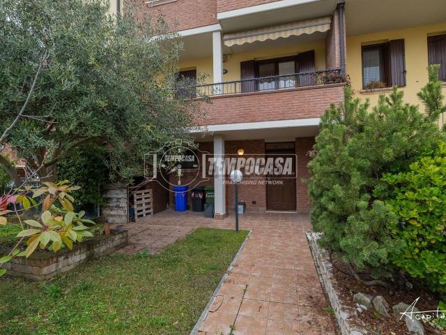 Casa in vendita a Soliera, Modena