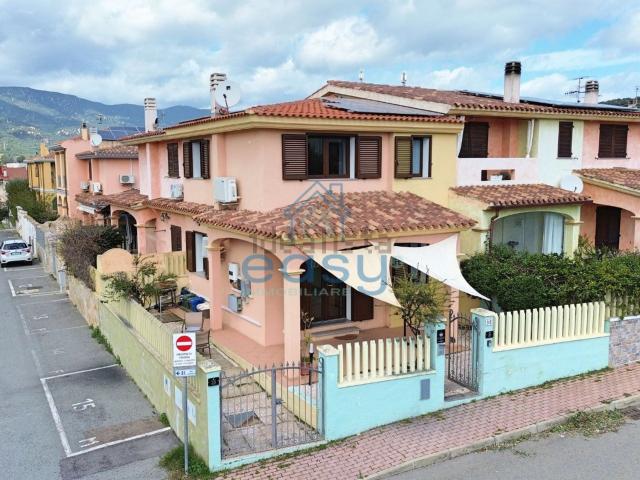 Casa in vendita a Villasimius, Sardigna/Sardegna