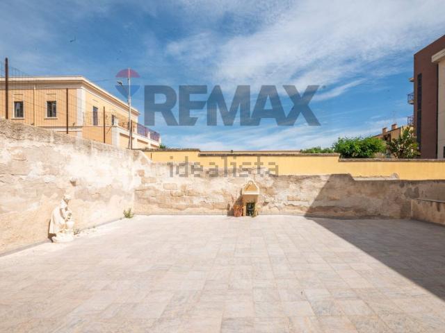 Casa in vendita a Grottasanta, Siracusa