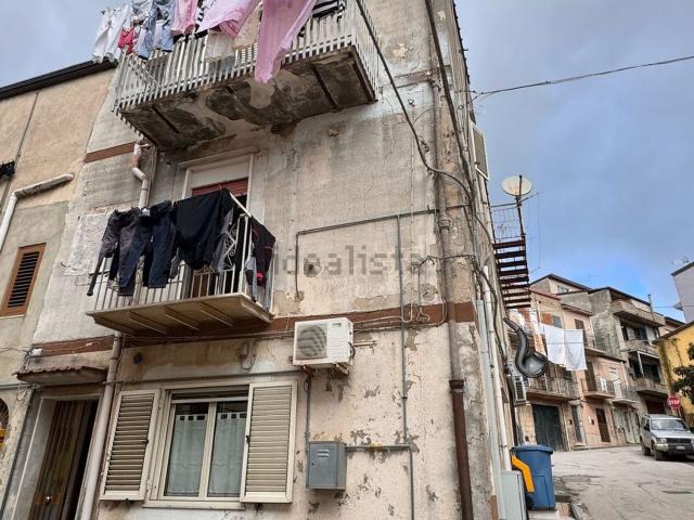 Casa in vendita a Mussomeli, Sicilia