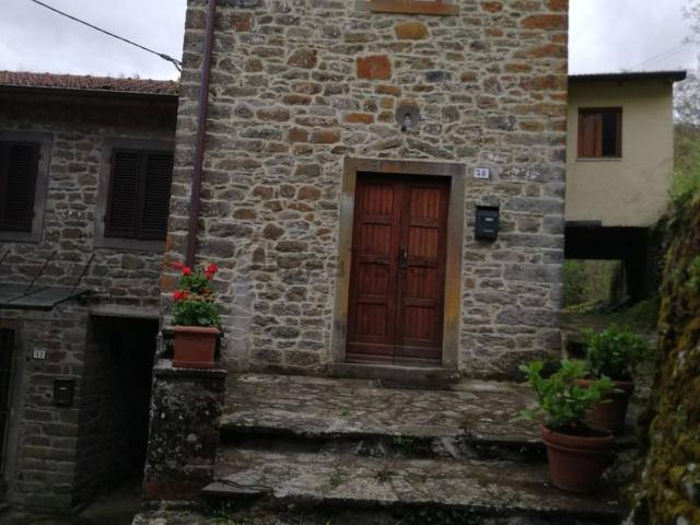 Casa in vendita a Ortignano, Toscana