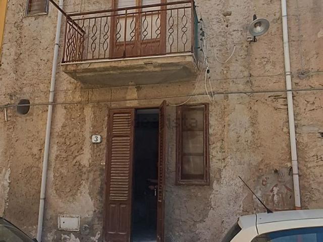 Casa in vendita a Campofelice Di Roccella, Sicilia
