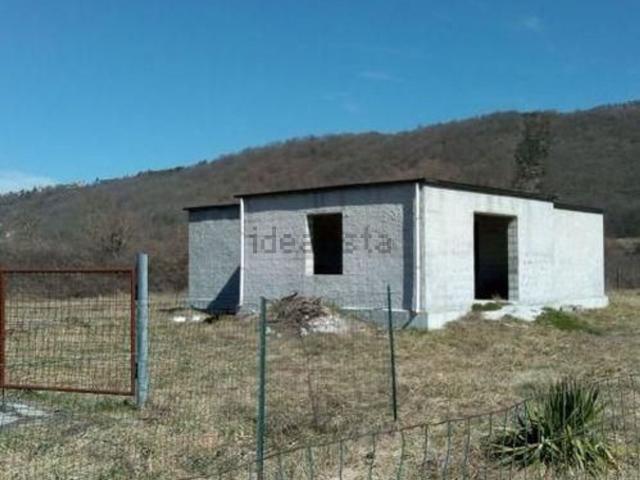 Casa in vendita a Sessano Del Molise, Molise