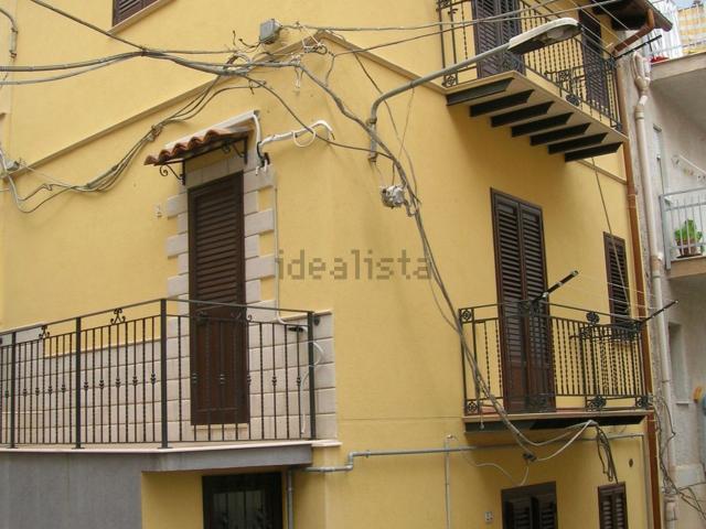 Casa in vendita a Montelepre, Sicilia