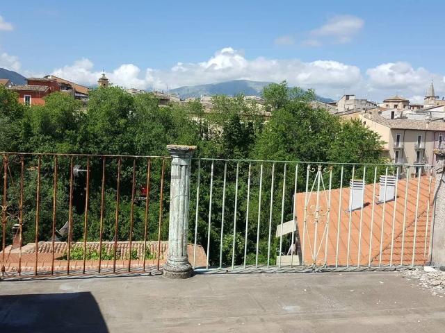 Casa in vendita a Sulmona, Abruzzo