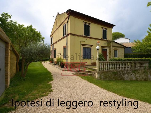 Casa in vendita a Marche, Fermo