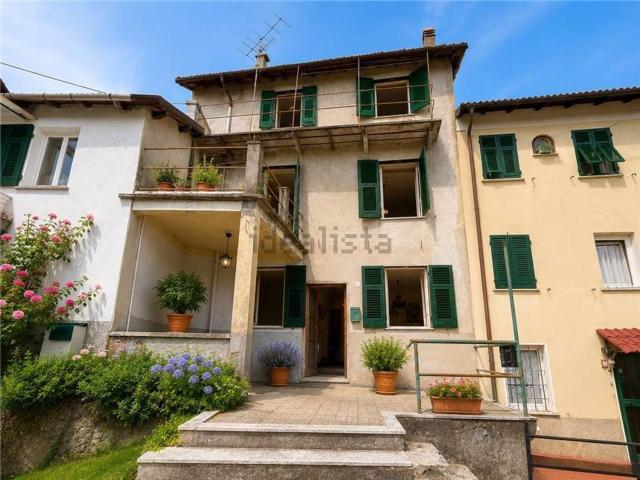 Casa in vendita a Savignone, Liguria