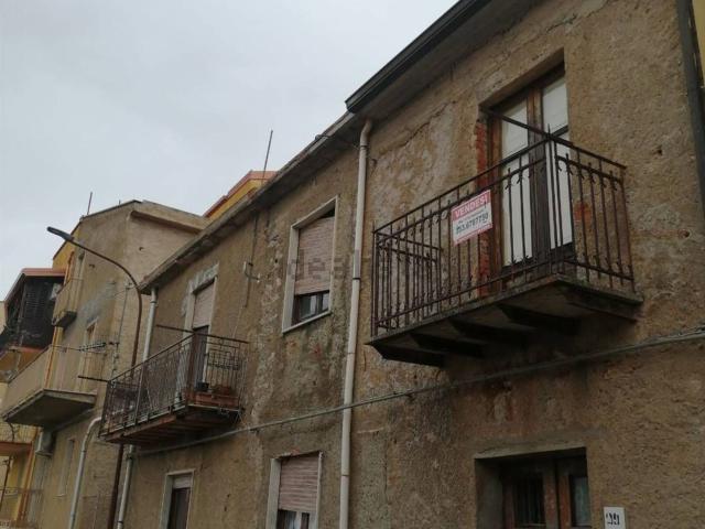 Casa in vendita a San Marco D'alunzio, Sicilia