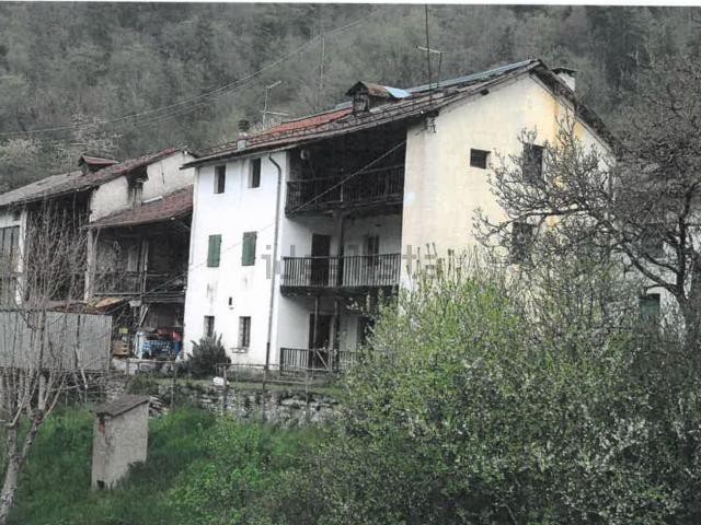 Casa in vendita a Sovramonte, Veneto