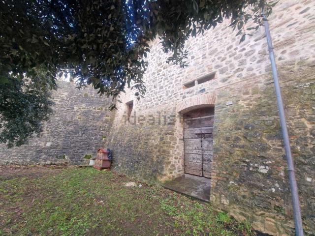 Casa in vendita a Izzalini, Umbria