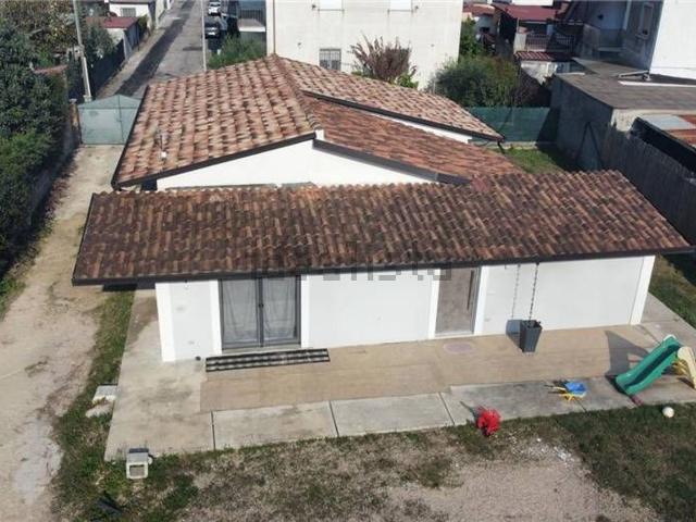 Casa in vendita a Pontecorvo, Lazio