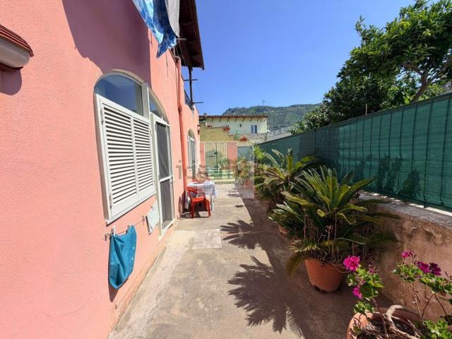 Casa in vendita a Forio, Campania