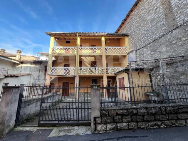 Casa in vendita a Parzanica, Lombardia