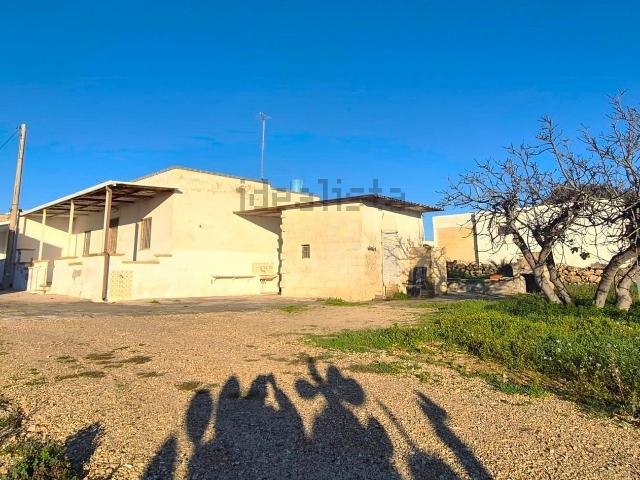 Casa in vendita a Quota 12, Puglia