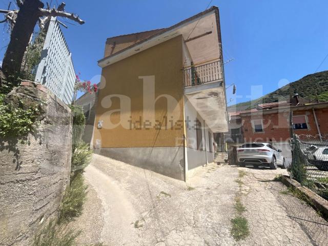 Casa in vendita a Tramonti, Campania