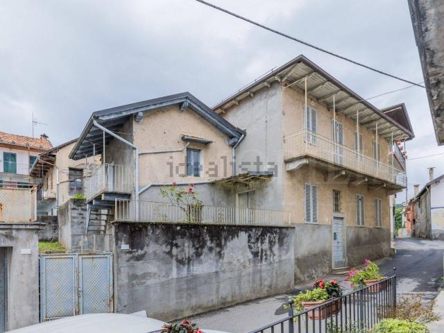 Casa in vendita a Quarna Sopra, Verbano-Cusio-Ossola